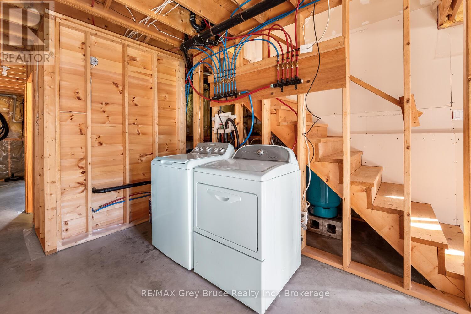 104 Maple Drive, Northern Bruce Peninsula, Ontario  N0H 1Z0 - Photo 26 - X13023126