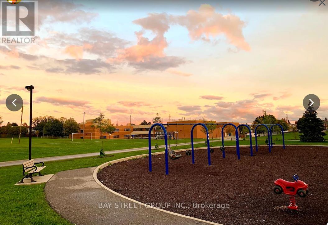 9 Truro Crescent, Toronto, Ontario  M1V 2H7 - Photo 14 - E13023132