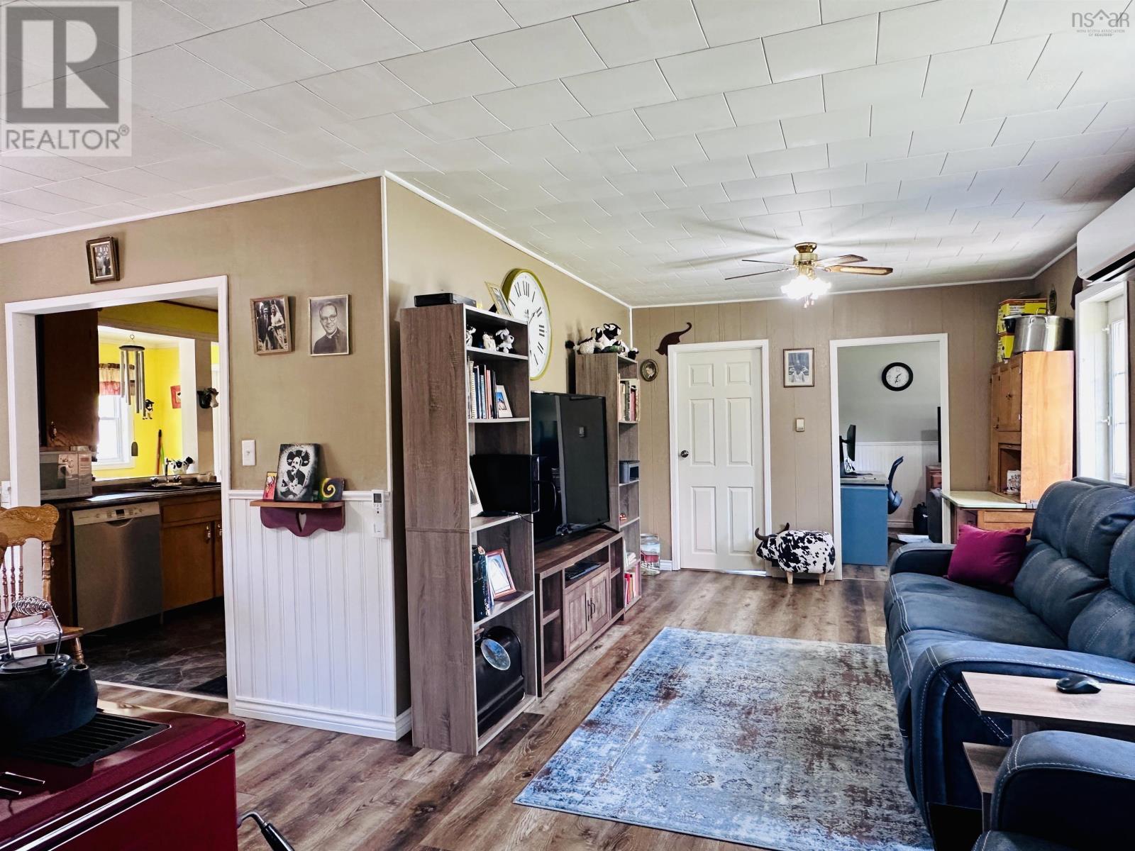 385 Brighton Road, Lockeport, Nova Scotia  B0T 1L0 - Photo 12 - 202606018