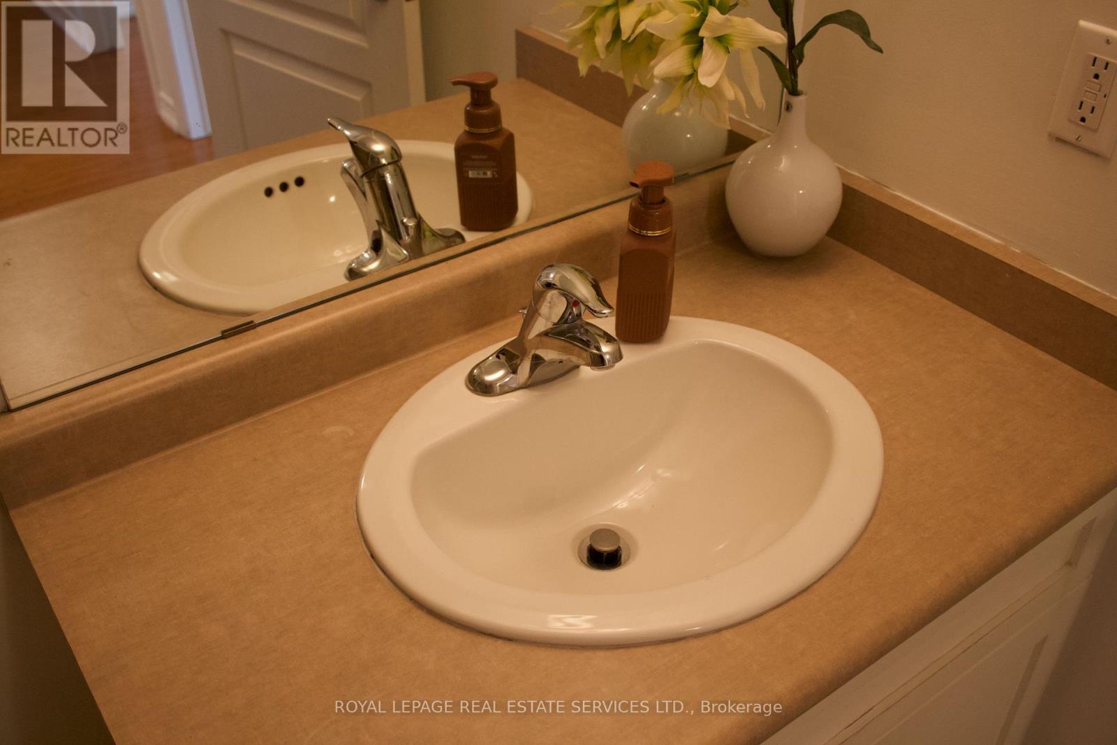 6 - 362 Plains Road E, Burlington, Ontario  L7T 0A4 - Photo 19 - W13023142