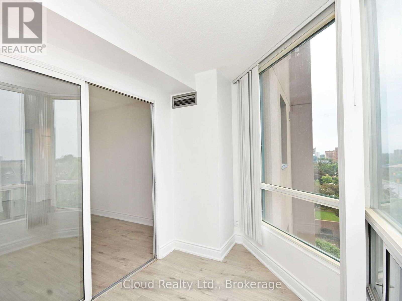 406 - 155 Hillcrest Avenue, Mississauga, Ontario  L5B 3Z2 - Photo 10 - W13023150