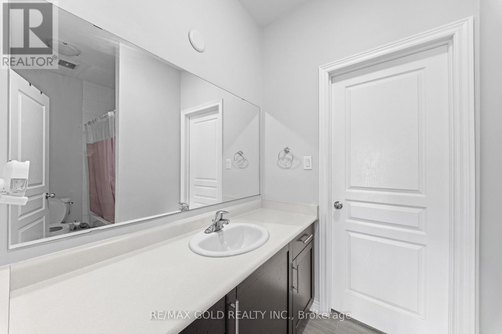 9 Goderich Drive, Brampton, Ontario  L7A 5A7 - Photo 35 - W13023152