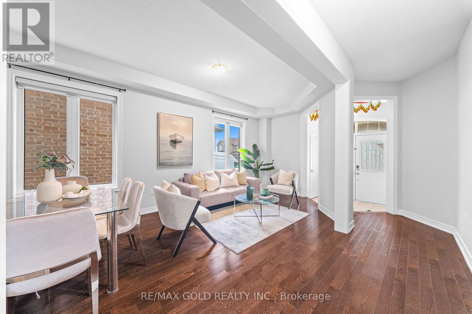 9 Goderich Drive, Brampton, Ontario  L7A 5A7 - Photo 7 - W13023152