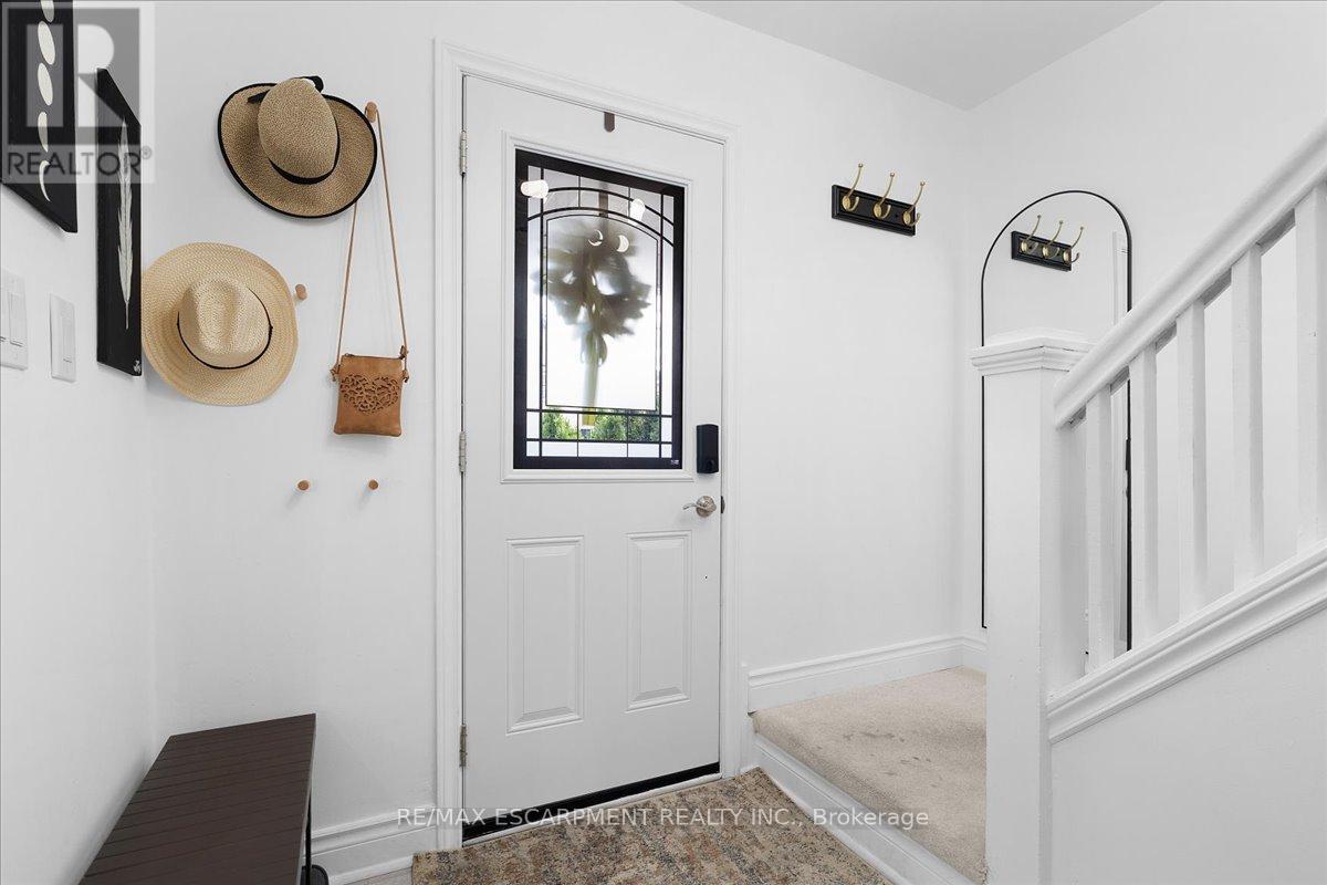 133 Frederick Avenue, Hamilton, Ontario  L8H 4L1 - Photo 4 - X13023122