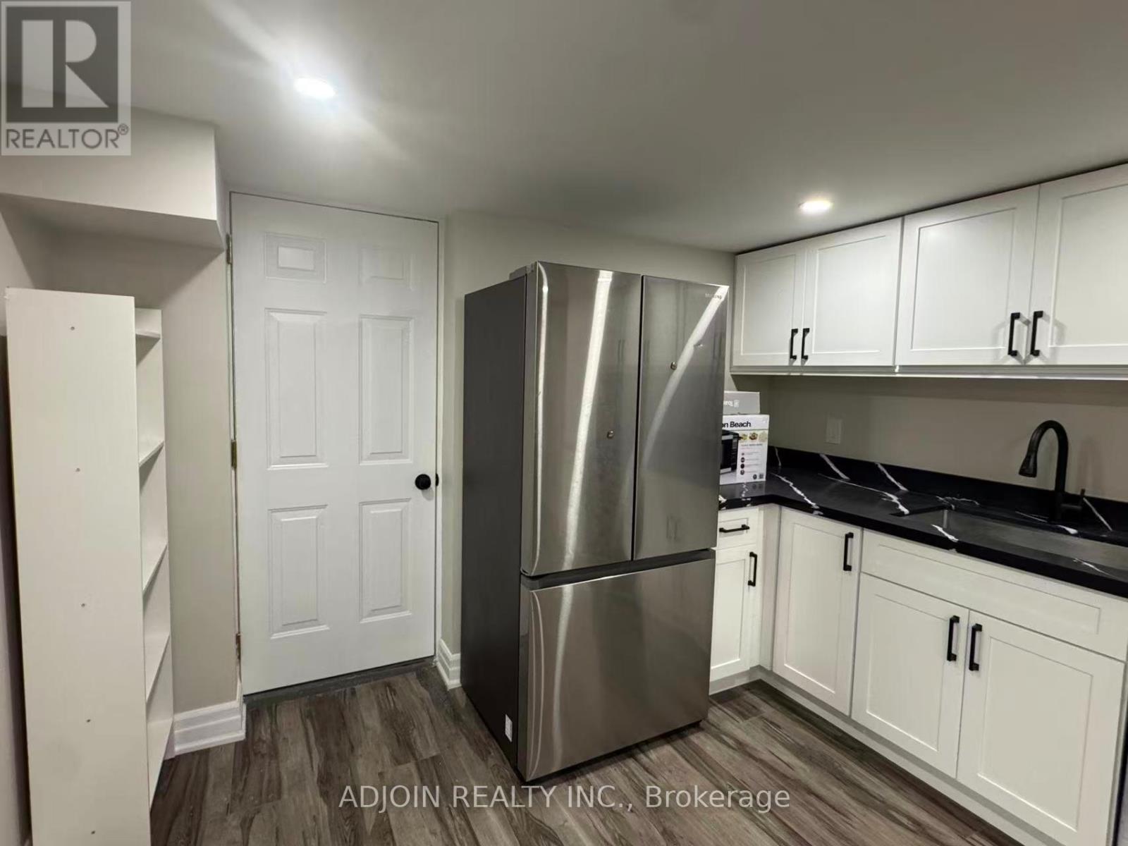 Basement - 3366 Mulcaster Road, Mississauga, Ontario  L5L 5A7 - Photo 7 - W12950510