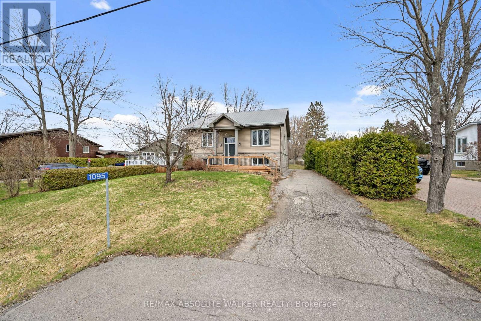 1095 MORIN ROAD, Ottawa, Ontario
