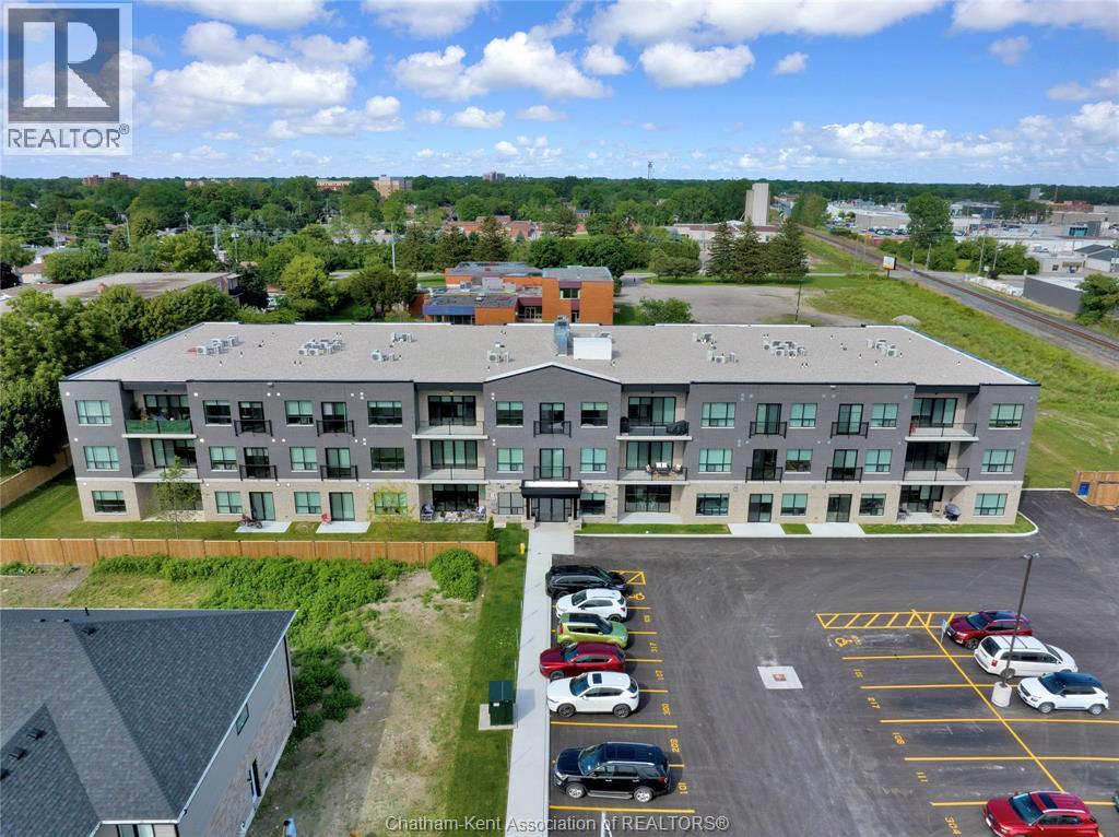 175 Churchill Park ROAD Unit# 216, Chatham, Ontario