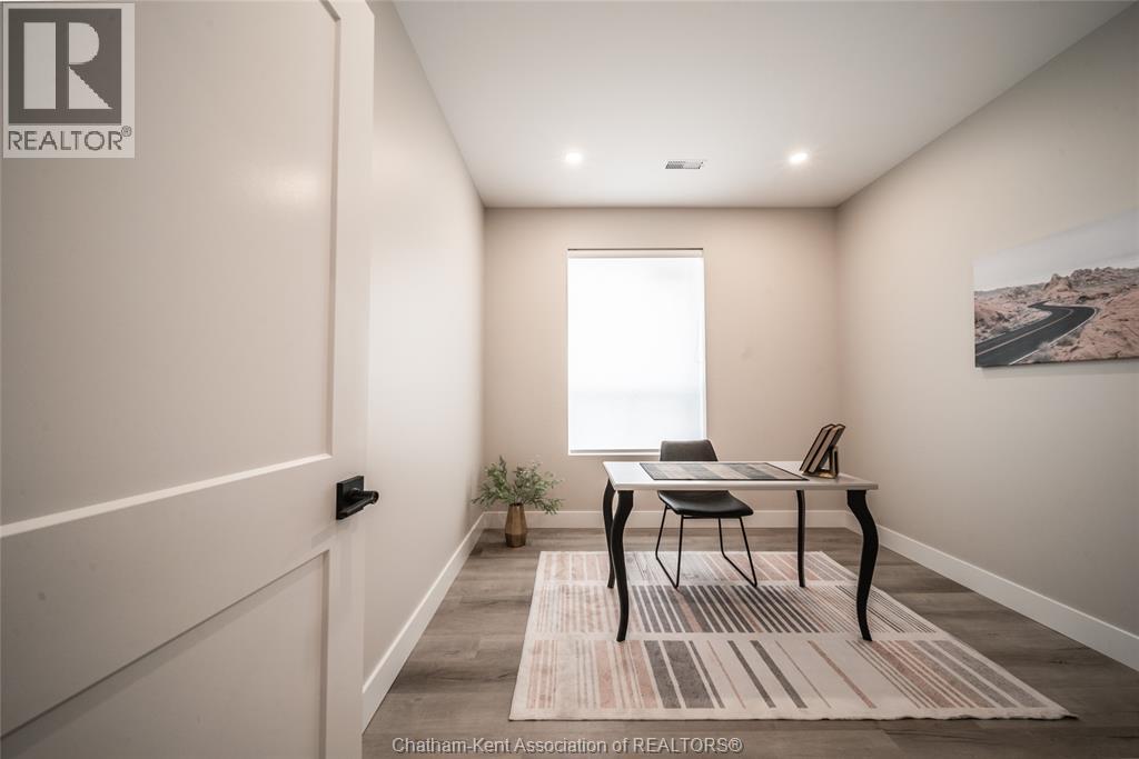175 Churchill Park Road Unit# 216, Chatham, Ontario  N7M 6K5 - Photo 26 - 25020323