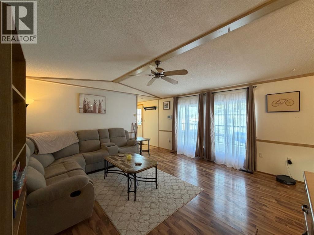 83, 810 56 Street, Edson, Alberta  T7E 1P4 - Photo 12 - A2303141