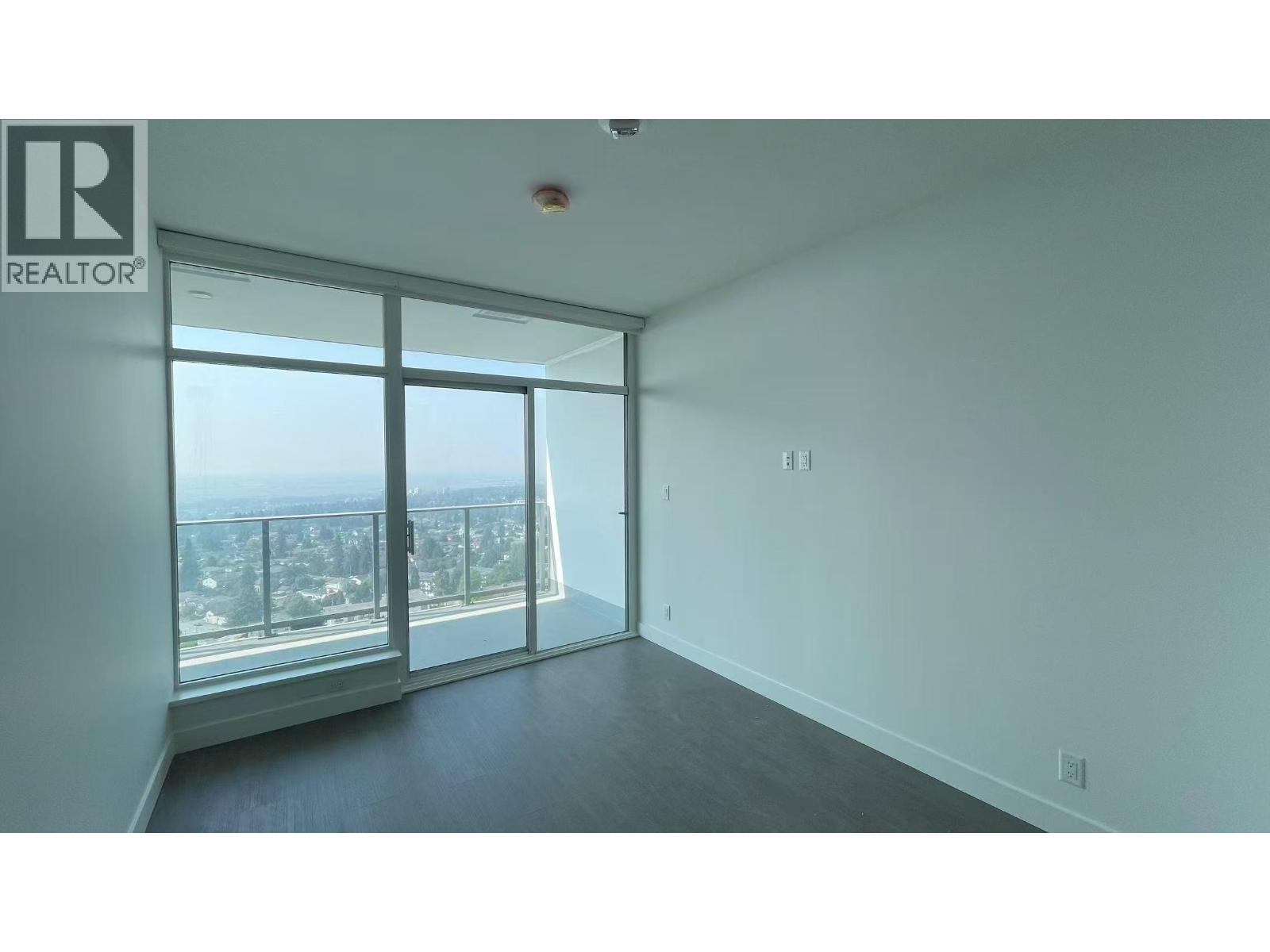 2505 6511 Sussex Avenue, Burnaby, British Columbia  V5H 0K5 - Photo 2 - R3113758