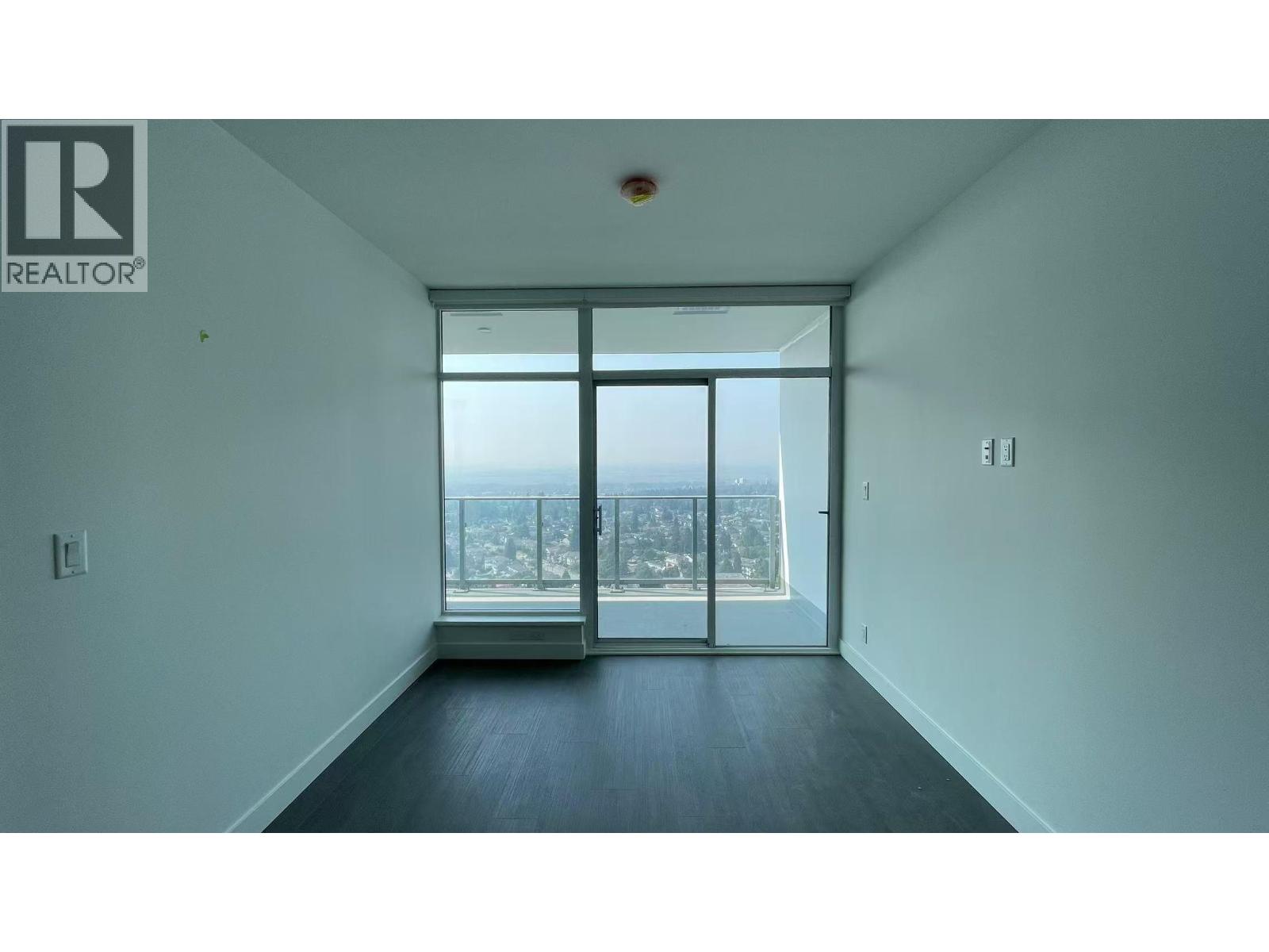 2505 6511 Sussex Avenue, Burnaby, British Columbia  V5H 0K5 - Photo 3 - R3113758