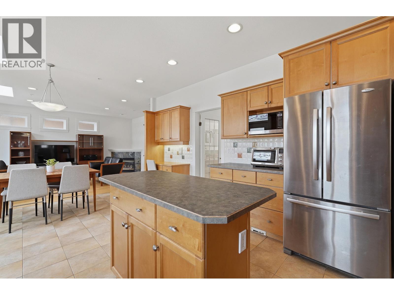 2761 E 53rd Avenue, Vancouver, British Columbia  V5S 1W3 - Photo 8 - R3113286