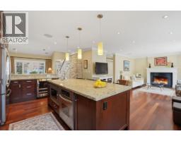 1491 NORTON COURT, North Vancouver, British Columbia