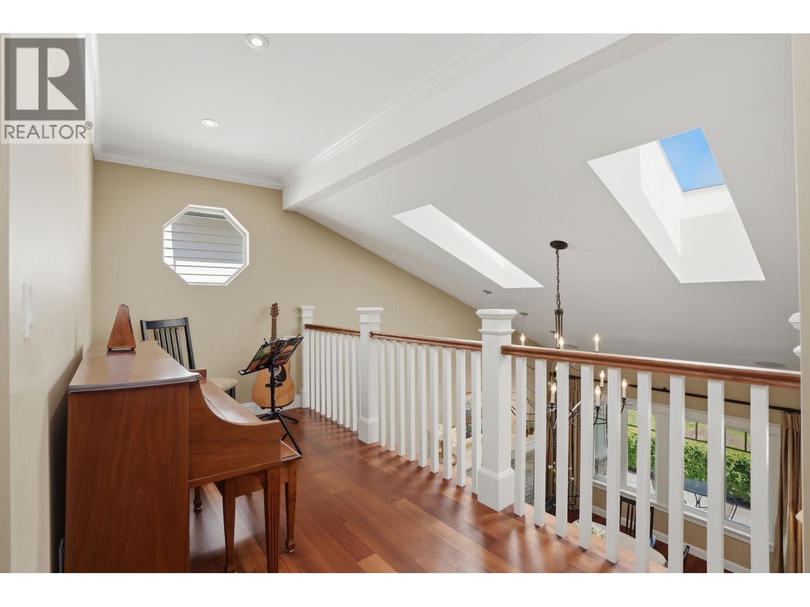 1491 Norton Court, North Vancouver, British Columbia  V7G 2E5 - Photo 20 - R3113716