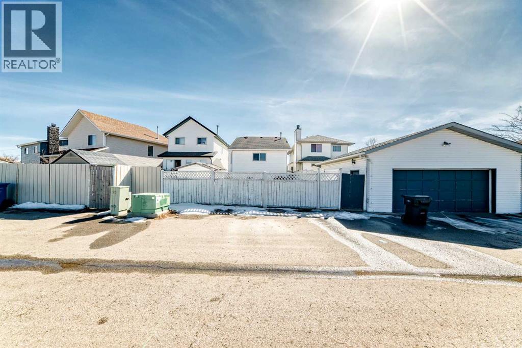 110 Erin Meadow Close Se, Calgary, Alberta  T2B 3E5 - Photo 30 - A2300736