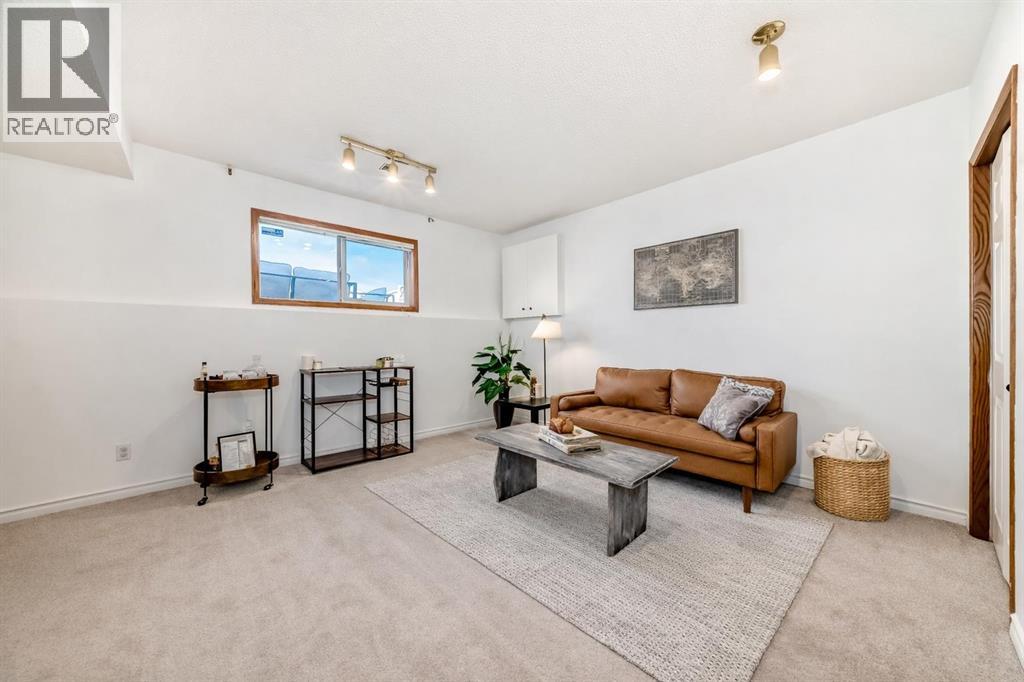 110 Erin Meadow Close Se, Calgary, Alberta  T2B 3E5 - Photo 23 - A2300736