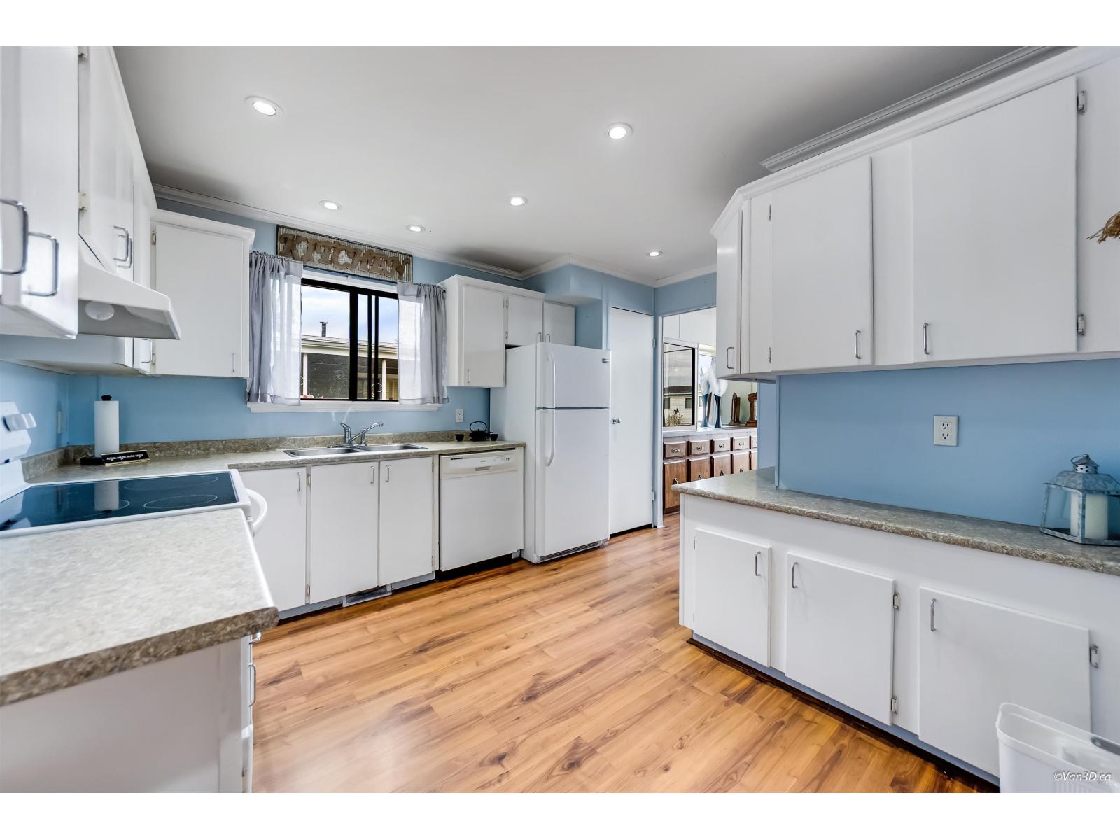 18 2120 King George Boulevard, Surrey, British Columbia  V4A 6Y8 - Photo 14 - R3113888