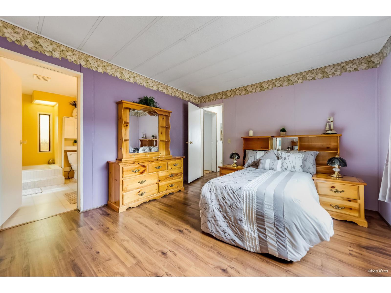 18 2120 King George Boulevard, Surrey, British Columbia  V4A 6Y8 - Photo 21 - R3113888