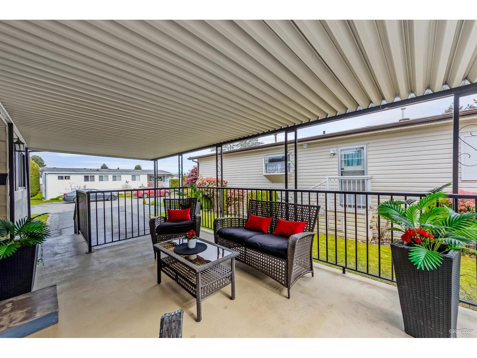 18 2120 King George Boulevard, Surrey, British Columbia  V4A 6Y8 - Photo 25 - R3113888