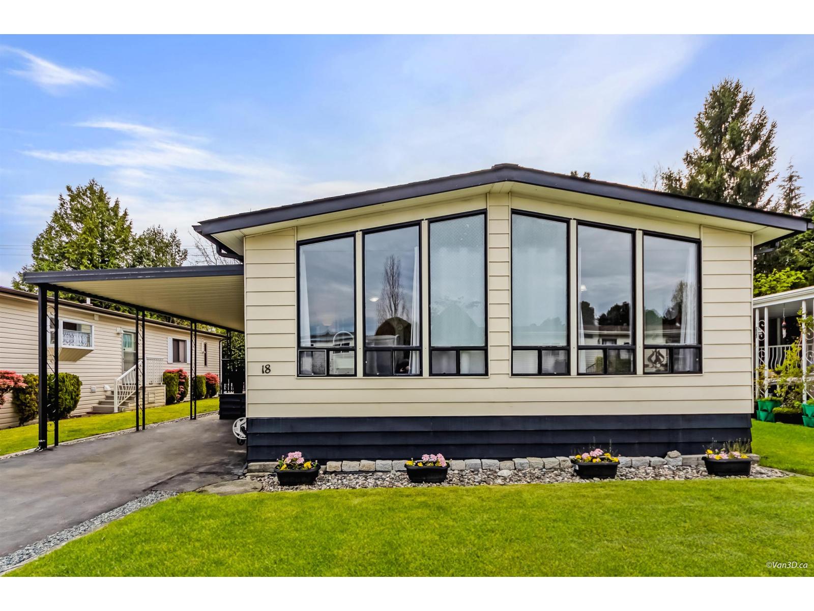 18 2120 King George Boulevard, Surrey, British Columbia  V4A 6Y8 - Photo 27 - R3113888