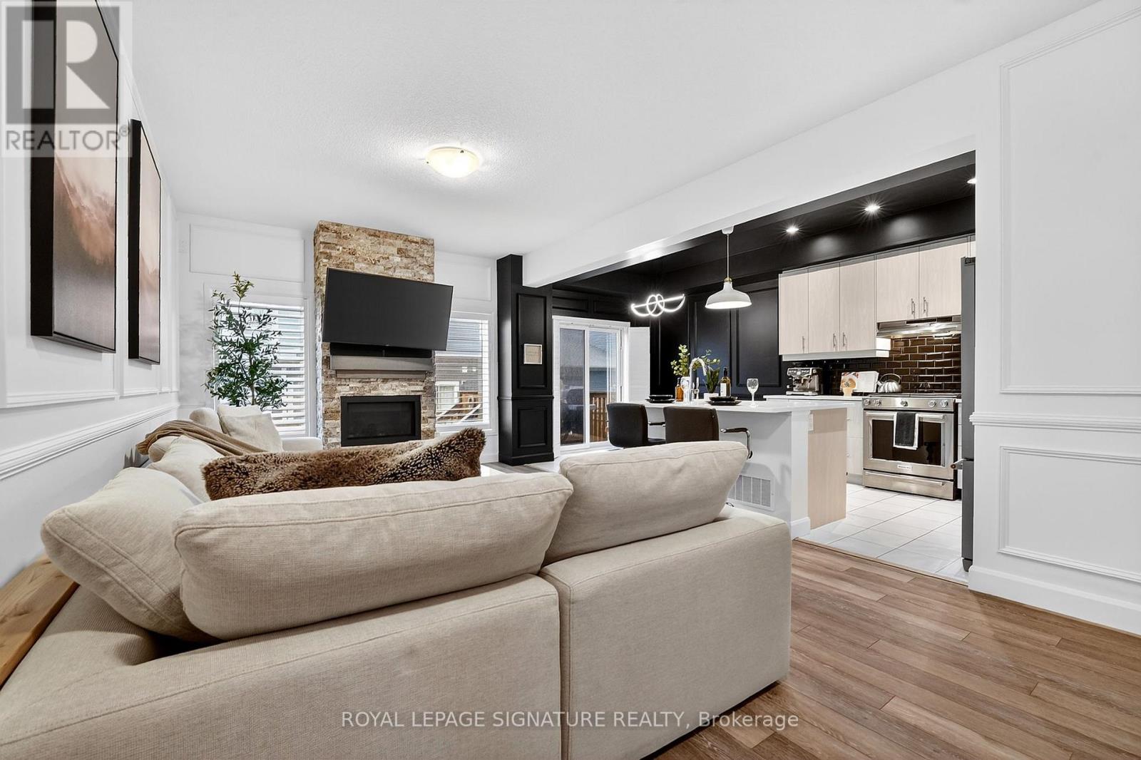 24 Cyclone Way, Fort Erie, Ontario  L0S 1B0 - Photo 7 - X13021458