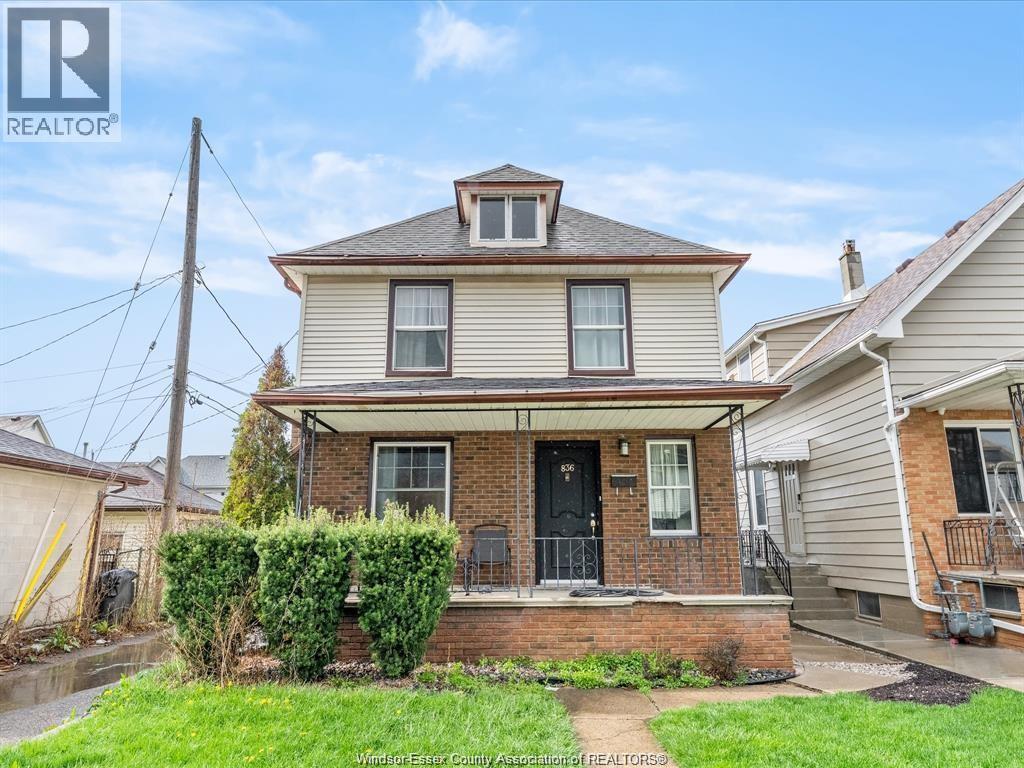 836 ELLIOTT, Windsor, Ontario