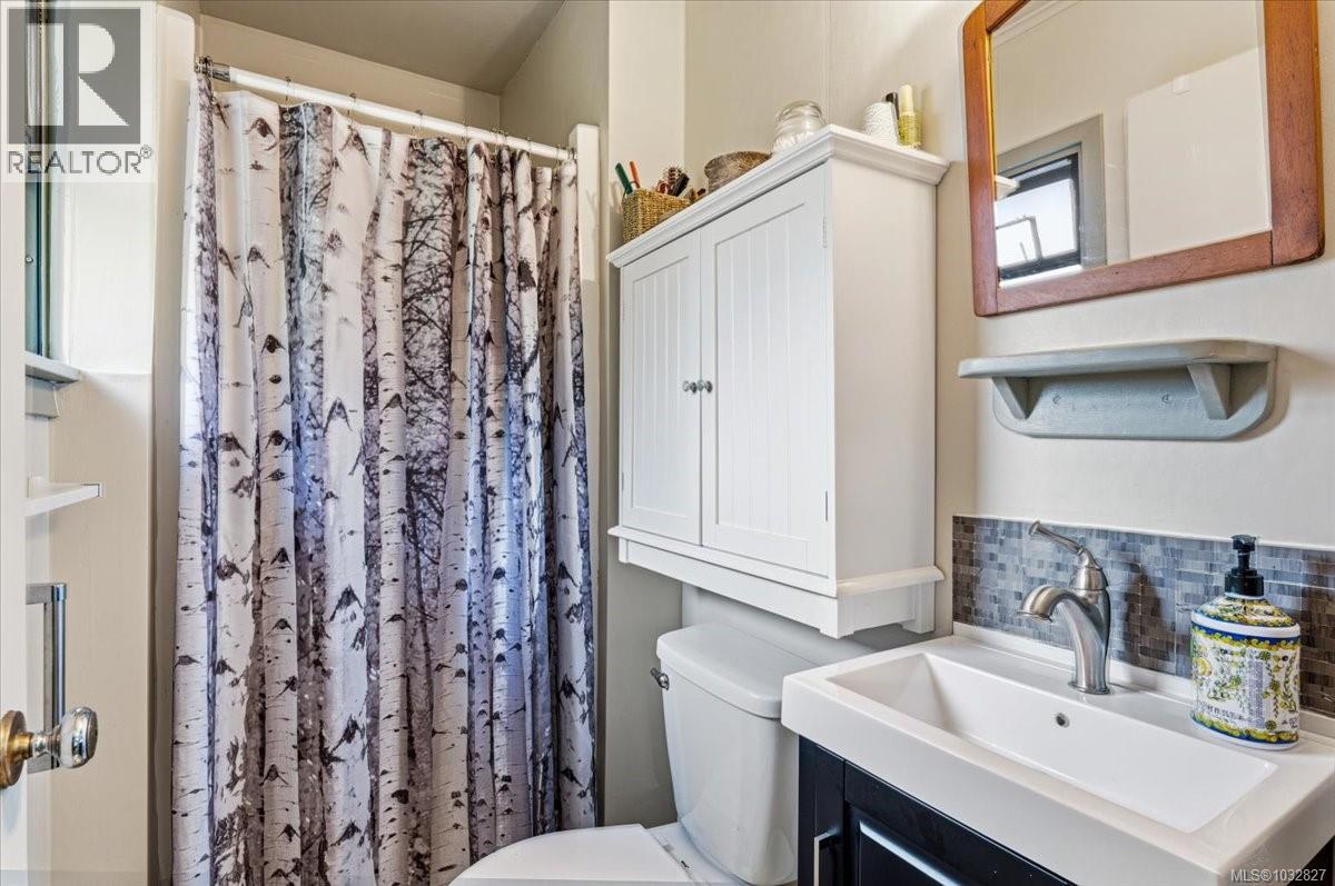 13345 Cedar Rd, Nanaimo, British Columbia   - Photo 20 - 1032827