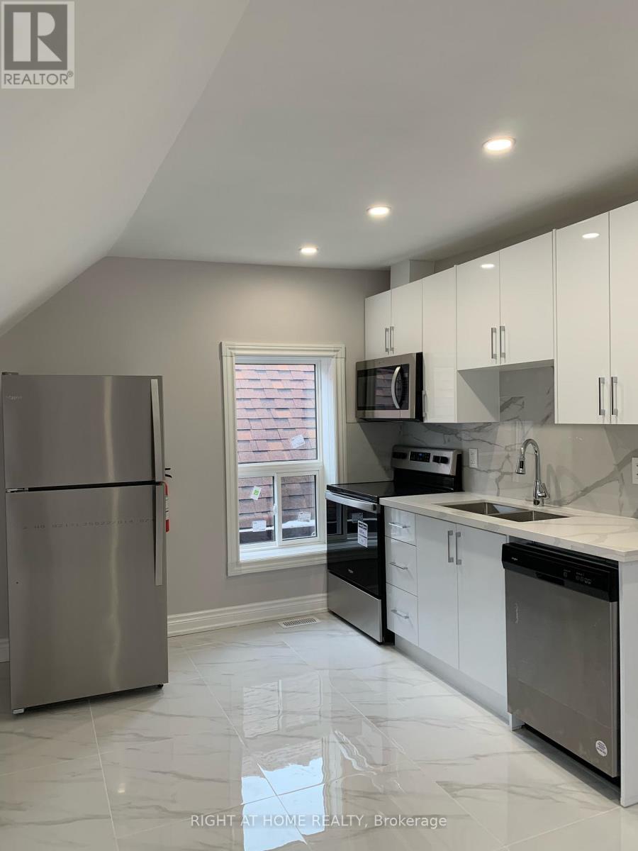 57 Brunswick Avenue, Toronto, Ontario  M5S 2L8 - Photo 2 - C13023154