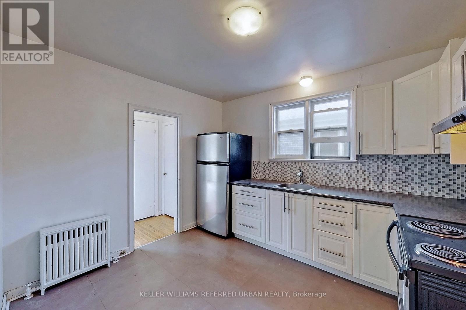 80 Lanark Avenue, Toronto, Ontario  M6E 2G4 - Photo 12 - C13023156