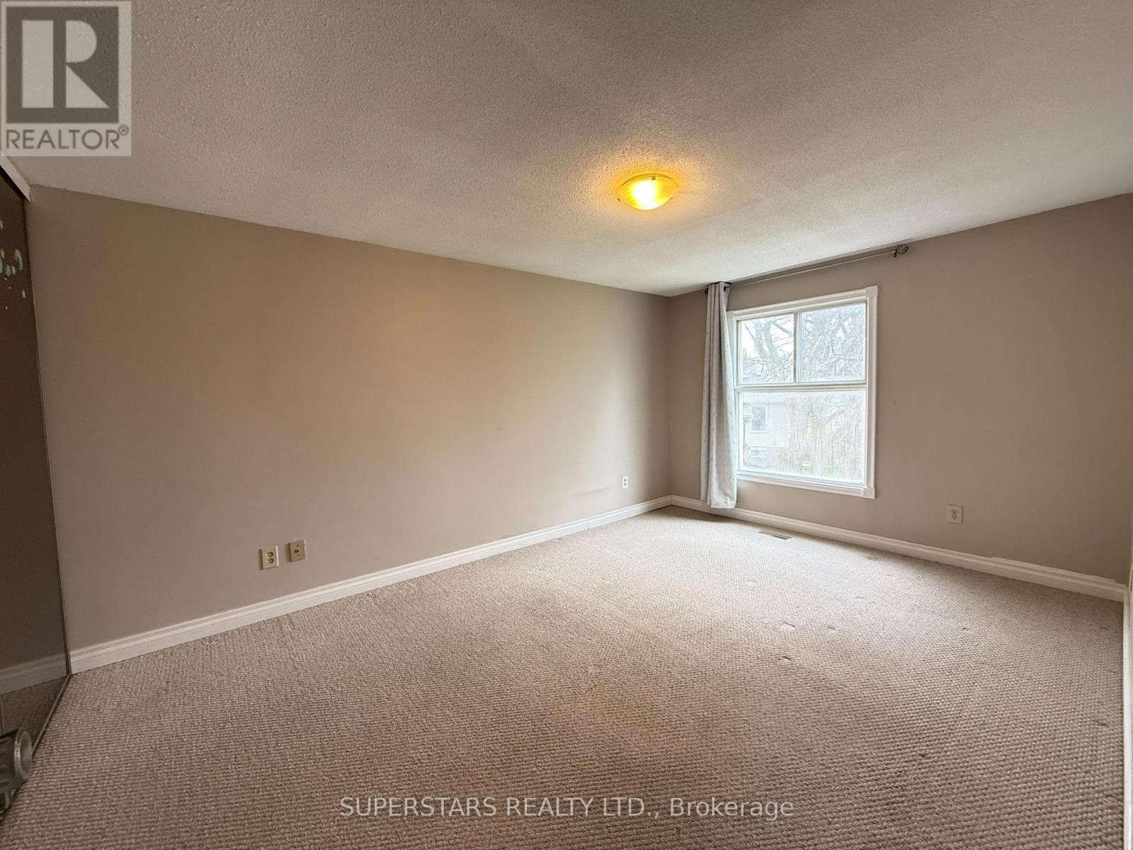 24 Oakhaven Drive, Toronto, Ontario  M1V 1X9 - Photo 6 - E13023192