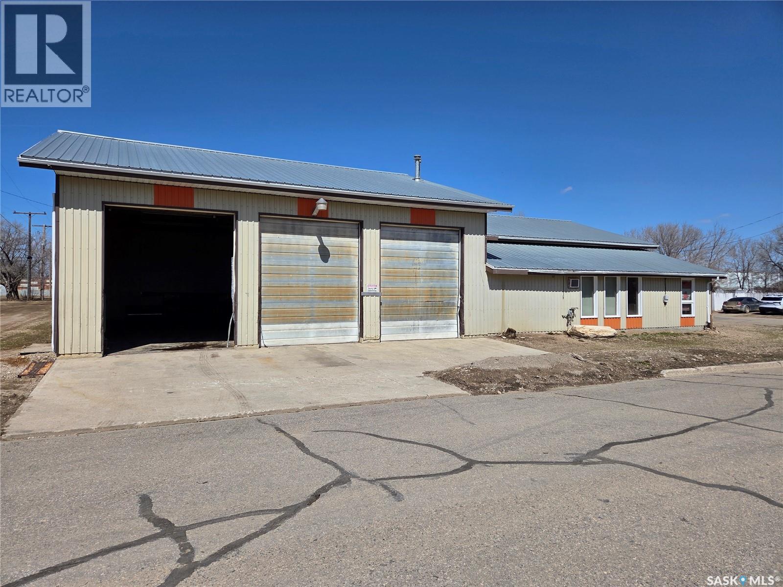 124 1st Street, Alida, Saskatchewan  S0C 0B0 - Photo 3 - SK033493