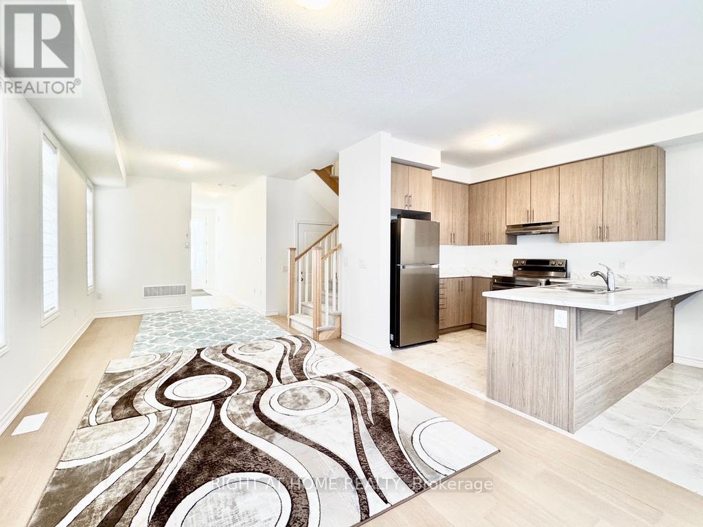 12 Daisy Street, Springwater, Ontario  L9X 2C5 - Photo 4 - S13023178