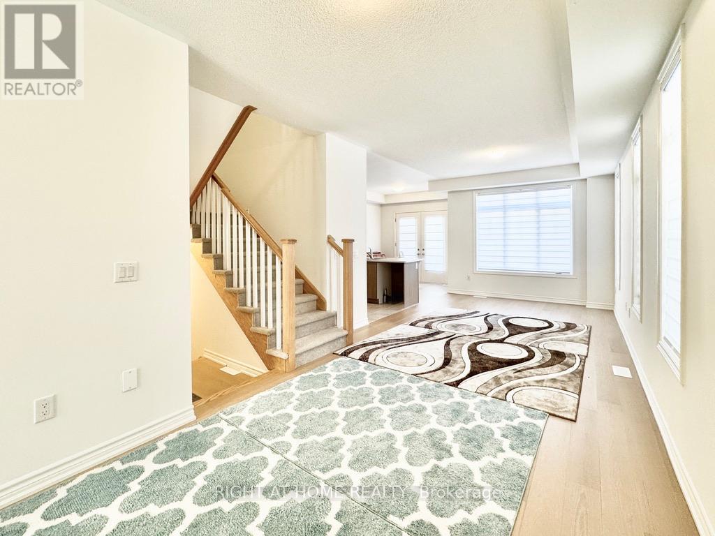 12 Daisy Street, Springwater, Ontario  L9X 2C5 - Photo 5 - S13023178