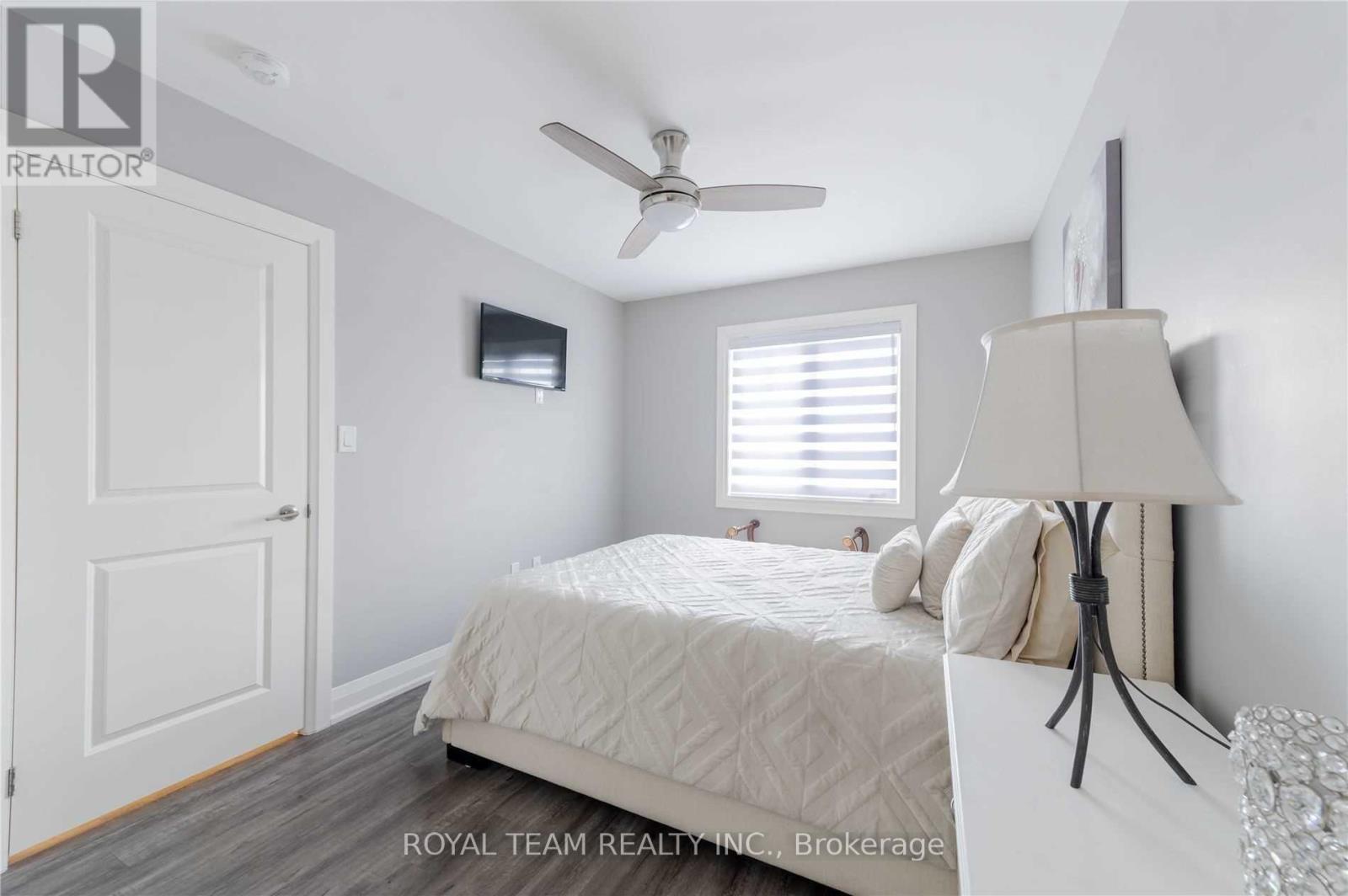 25 Kodiak Terrace, Barrie, Ontario  L9J 0J4 - Photo 24 - S13023180