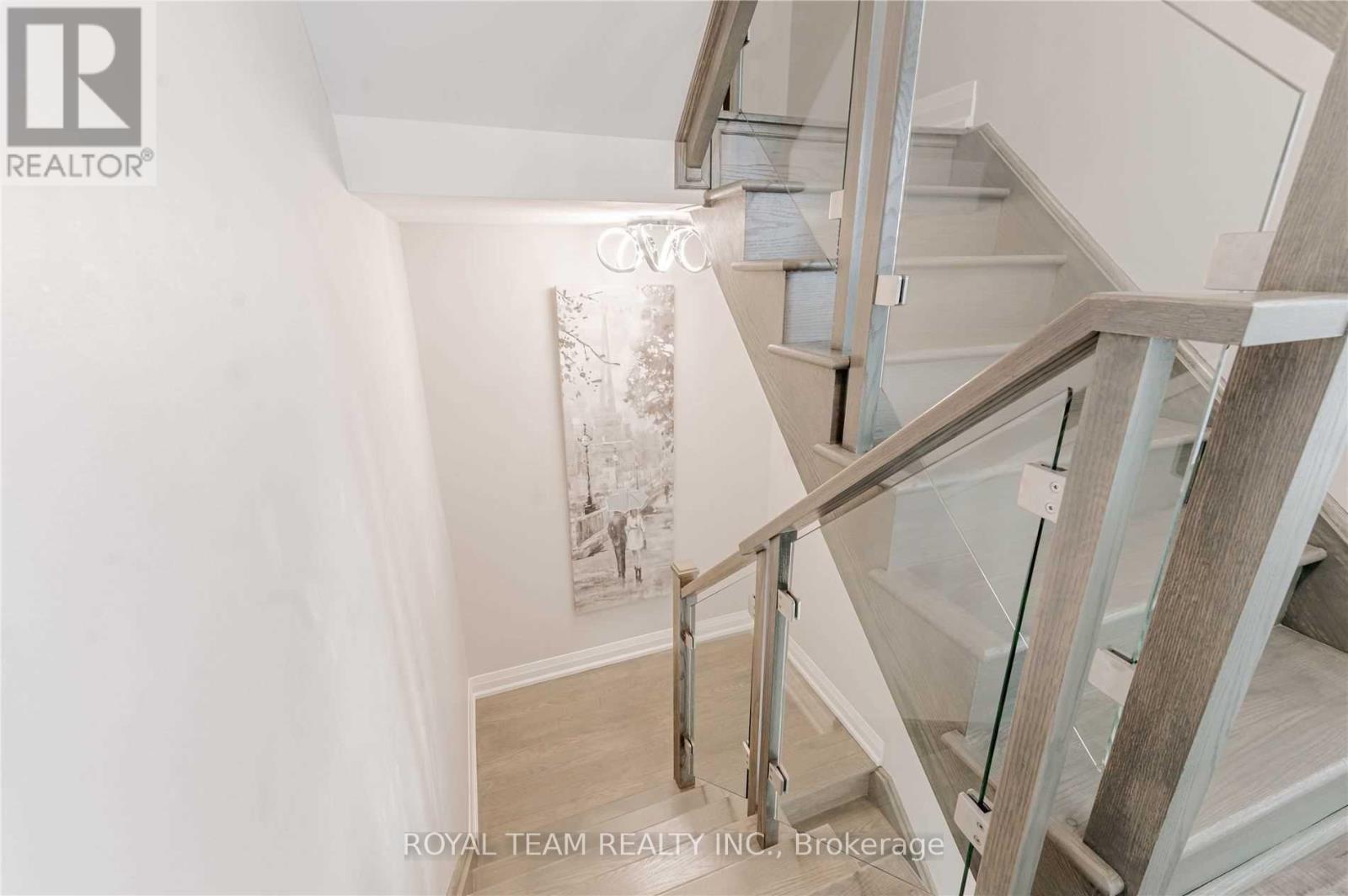 25 Kodiak Terrace, Barrie, Ontario  L9J 0J4 - Photo 9 - S13023180