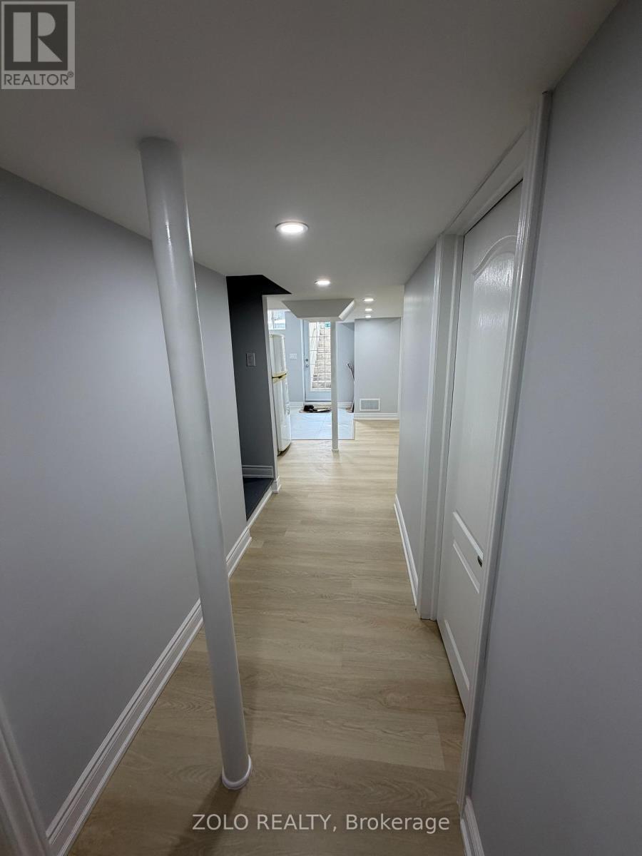 Lower - 4792 Glasshill Grove, Mississauga, Ontario  L5M 7R5 - Photo 12 - W13023172