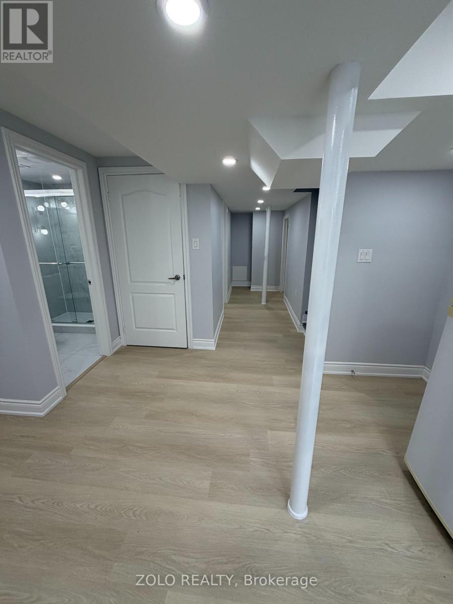 Lower - 4792 Glasshill Grove, Mississauga, Ontario  L5M 7R5 - Photo 5 - W13023172