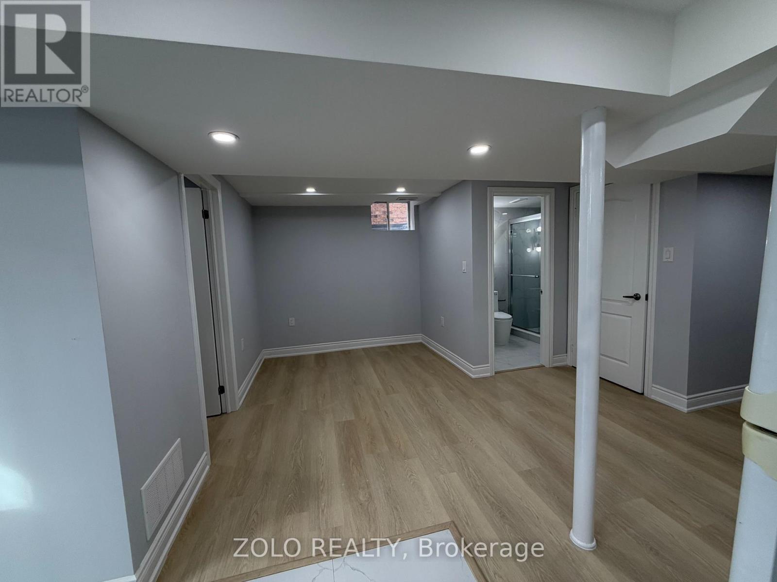 Lower - 4792 Glasshill Grove, Mississauga, Ontario  L5M 7R5 - Photo 8 - W13023172