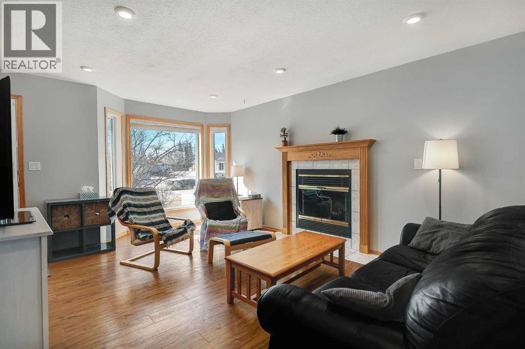 10138 115 Avenue, Grande Prairie, Alberta  T8V 7E6 - Photo 2 - A2303152