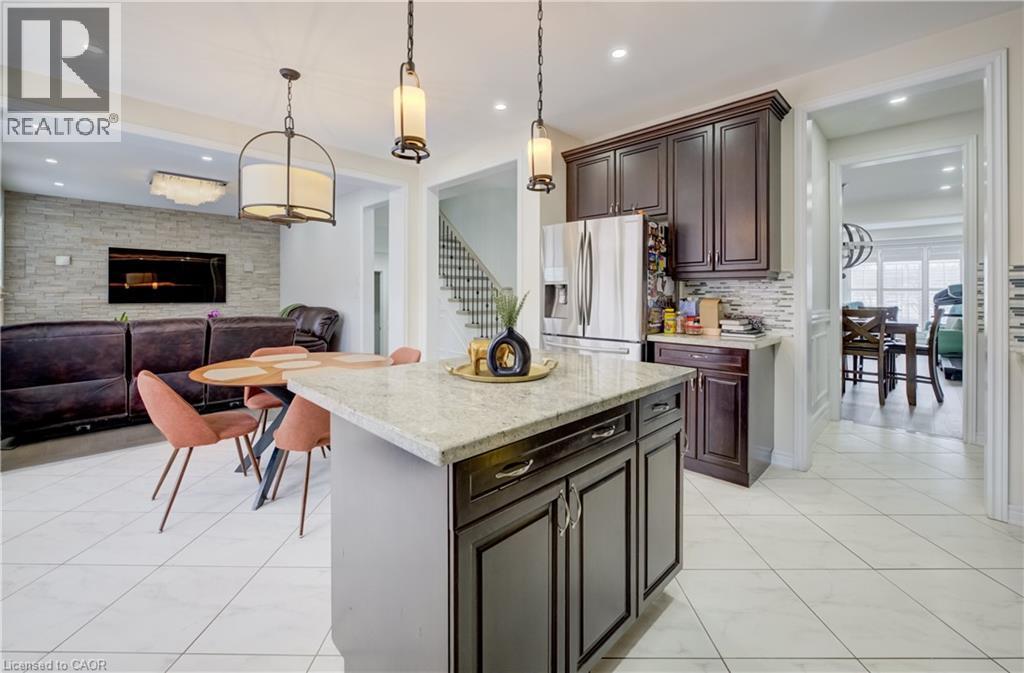 4612 Doug Wright Drive, Burlington, Ontario  L7M 0L6 - Photo 13 - 40813972