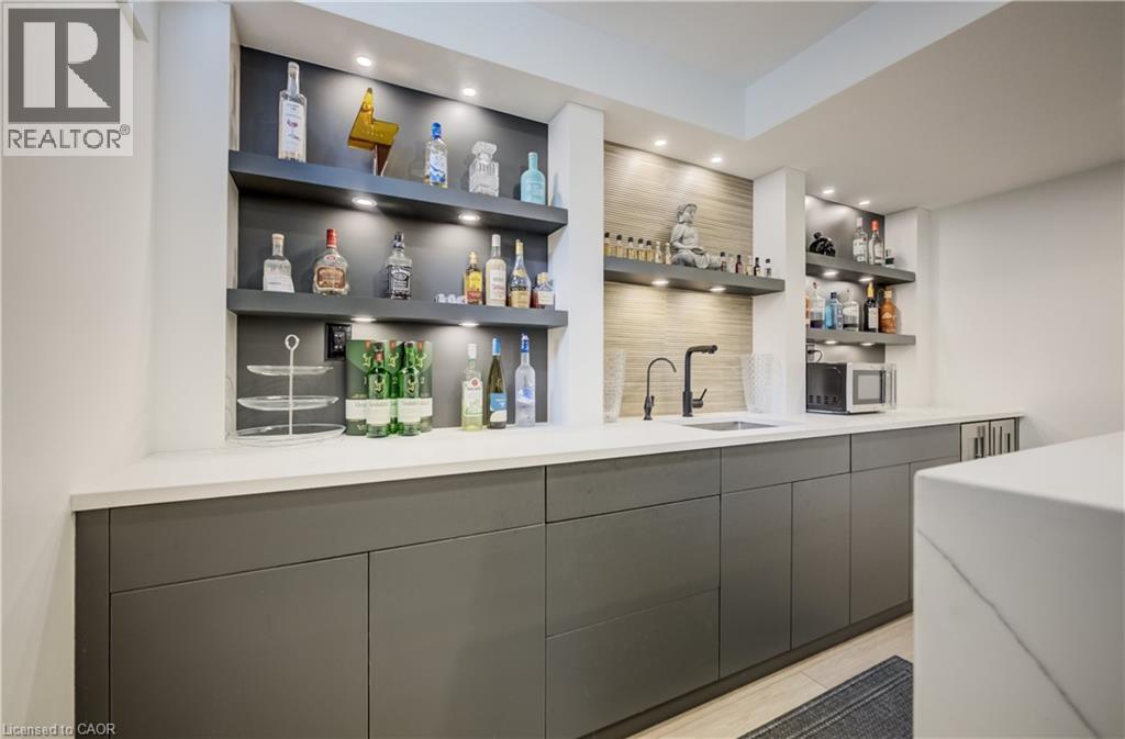 4612 Doug Wright Drive, Burlington, Ontario  L7M 0L6 - Photo 39 - 40813972