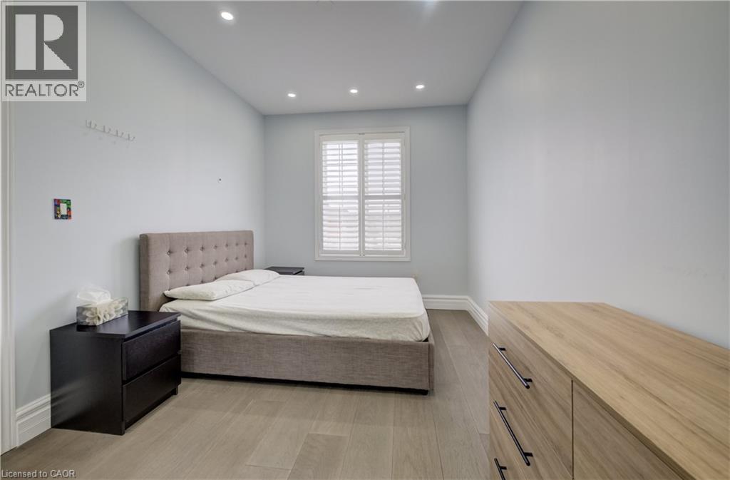 4612 Doug Wright Drive, Burlington, Ontario  L7M 0L6 - Photo 29 - 40813972