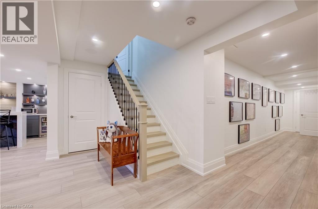 4612 Doug Wright Drive, Burlington, Ontario  L7M 0L6 - Photo 33 - 40813972