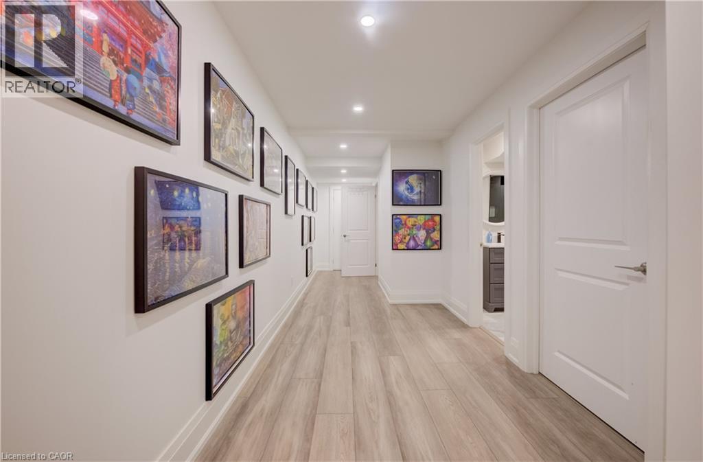 4612 Doug Wright Drive, Burlington, Ontario  L7M 0L6 - Photo 41 - 40813972