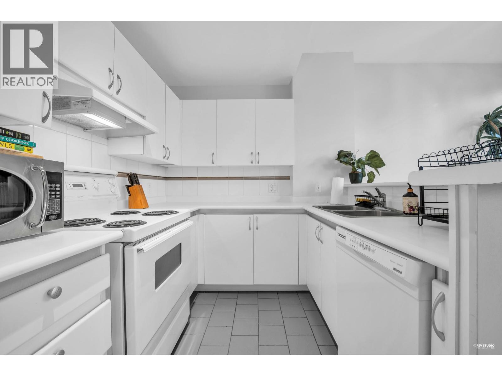 1512 989 Nelson Street, Vancouver, British Columbia  V6Z 2S1 - Photo 11 - R3113805