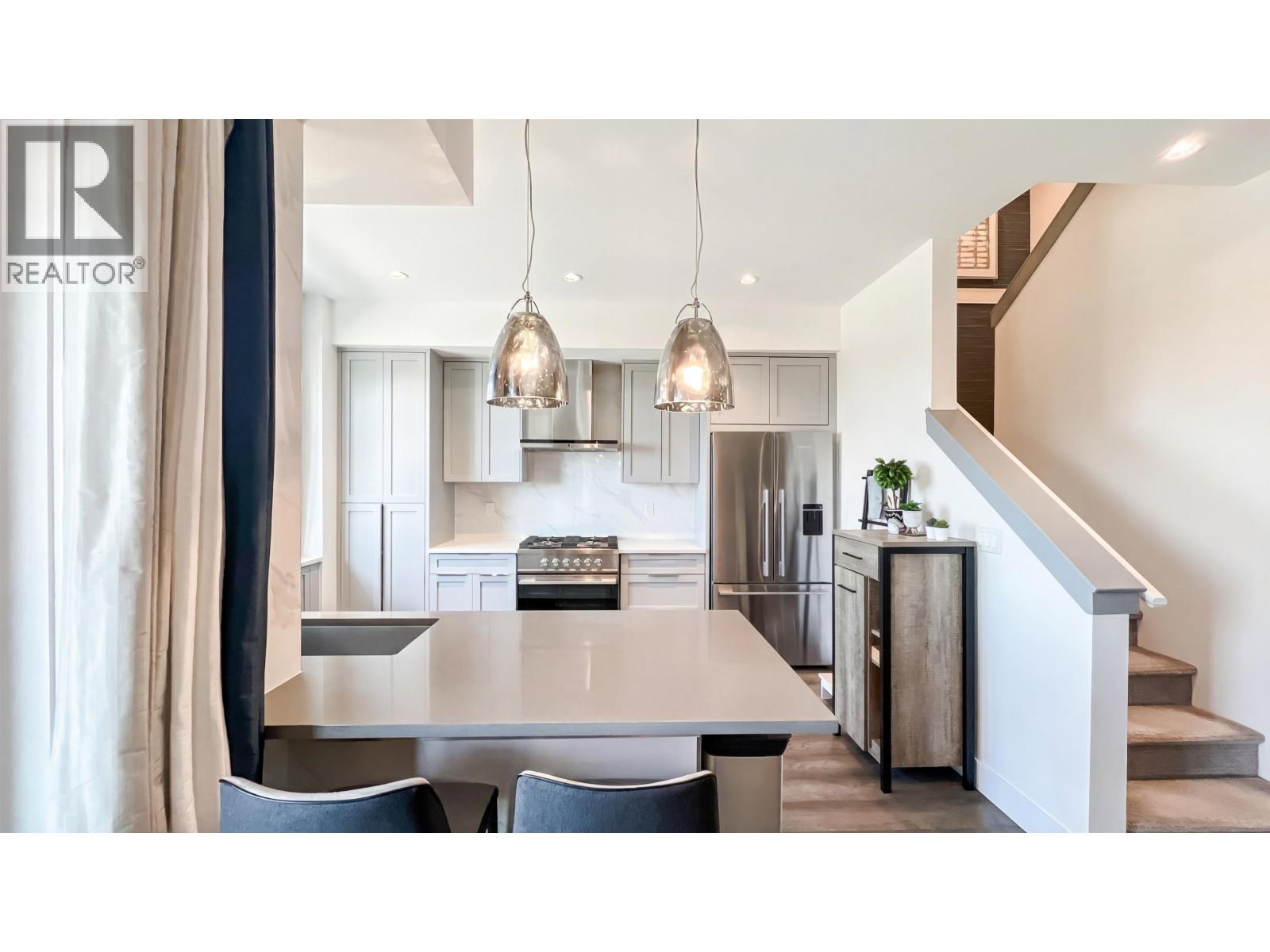 2 3535 Princeton Avenue, Coquitlam, British Columbia  V3E 0P1 - Photo 22 - R3113378