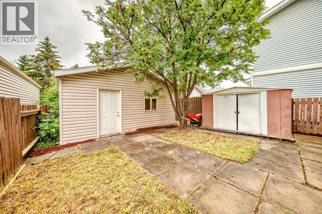 110 Edgeburn Crescent Nw, Calgary, Alberta  T3A 4K3 - Photo 39 - A2303724