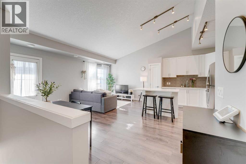 165 Evanscrest Gardens NW, Calgary, Alberta  T3P 0S1 - Photo 3 - A2287166