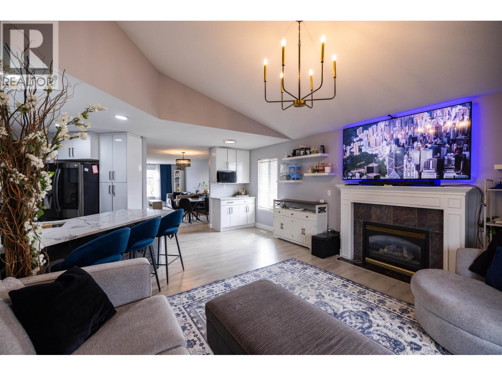 11537 240 Street, Maple Ridge, British Columbia  V2W 1A3 - Photo 5 - R3109911