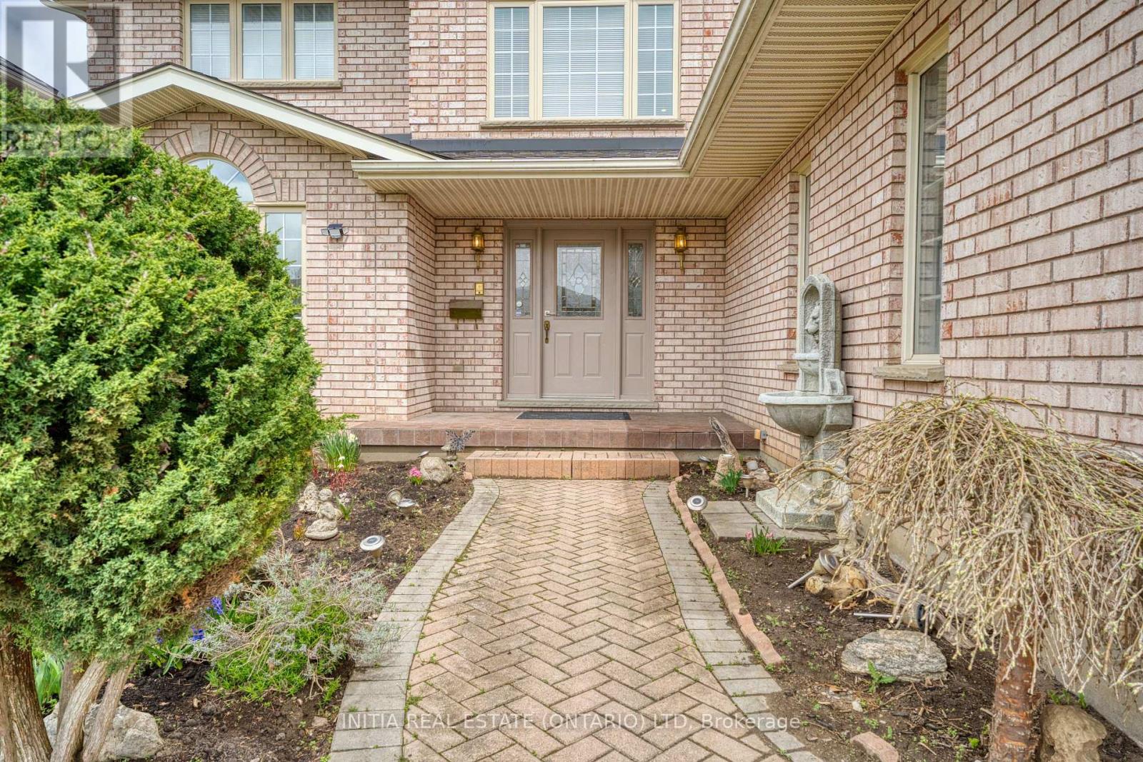 136 Doon Drive N, London North, Ontario  N5X 3V1 - Photo 2 - X13023236